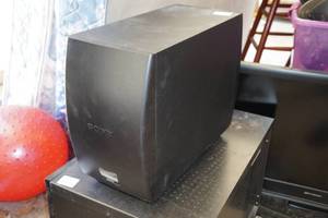 lot 411 image: Sony Home Audio Subwoofer