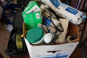 lot 245 image: Assorted Health and Beauty - Clippers, Wipes