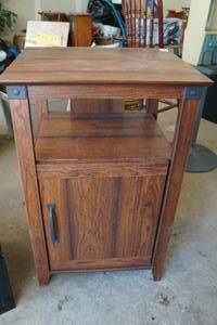 lot 406 image: Wood Side Table