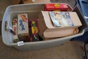 lot 249 image: Assorted Board Games - Bed Bugs, Apples to Apples