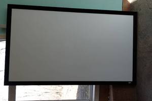 lot 342A image: Elite Screens Projection Screen