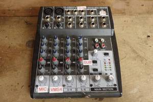 lot 285 image: Behringher Xenyx 802 Premium Mic Amp