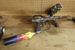lot 289 image: Tac-5 Recon Paintball Gun