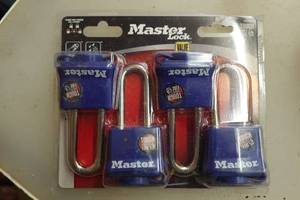 lot 291 image: Master 4-Pack Outdoor Locks