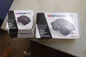 lot 293 image: Wagner TQ Ceramic Disc Break Pads QC1391 & QC1324