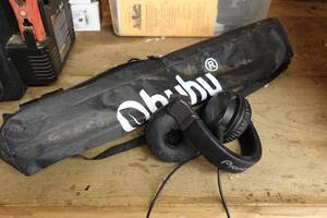 lot 390 image: Pioneer DJ Headphones with Ohuhu Portable Stand