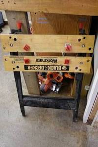 lot 398 image: Black & Decker Workmate Portable Bench