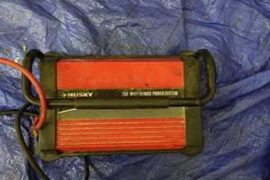 lot 426 image: Husky 750W Vehicle Power System
