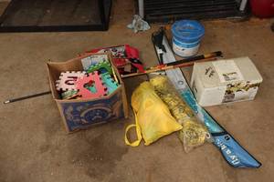 lot 439 image: Assorted Household - Foam Puzzle, Chalk, Bubble Machine