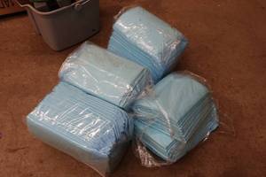 lot 441 image: Dog Pee Pads