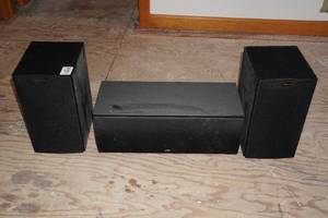lot 229 image: Klipsch Speakers