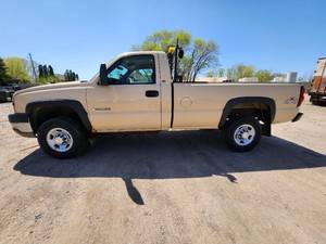 2005 Chevy k2500 Silverado 4x4