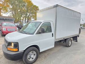 2017 Chevy Express 3500 Box Truck w/ Lift Gate