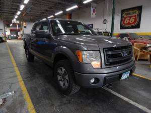 lot 10 image: 2014 Ford F-150 Crew Cab