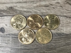 lot 283 image: 5 - Sacagawea U.S. dollar coins