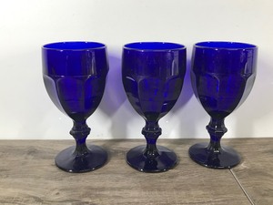 lot 310 image: Set of 3 Vintage Libbey Duratuff Glass Gibraltar Water Goblets Cobalt Blue USA