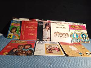 lot 54 image: Lot of Lp records - 1964 Walt Disney, 1973 Mother Goose, 1996 Partridge Famiy, 1996 David Cassidy, 1973 The Osmonds and more