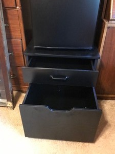 lot 21 image: 2 Drawer Metal Framed Cabinet with Large Drawer and Small Drawer (Drawers are wood) - smoke free house - Bottom drawer pulls all the way out. Its on wheels 