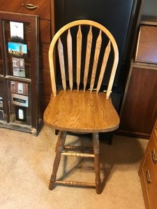 lot 20 image: Solid Wood Swivel Bar Stool  - smoke free house