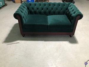 lot 17 image: Love Seat and Fairly New
