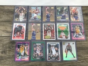 lot 386 image: Lot of 14 Collectible Basketball Cards