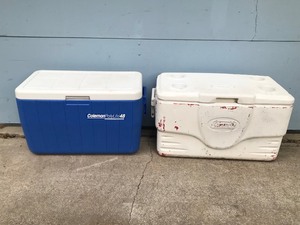 lot 401 image: 2 - Coleman Coolers