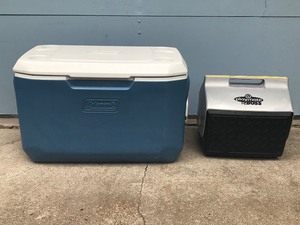 lot 413 image: Coleman and Igloo Playmate The Boss Coolers