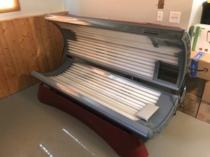 Sun Vision 28LE 20 Minute Tanning Bed  - Smoke free house