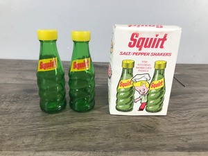 lot 443 image: Vintage 1974 Squirt Salt and Pepper Shakers in Original Box