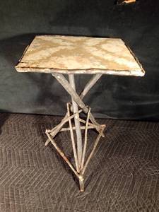 lot 234 image: Primitive twig table