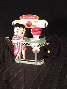 lot 208 image: 2000 Coca-Cola Betty boop soda fountain teapot from the Betty Boop franchise