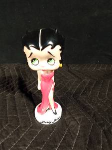 lot 198 image: 1999 Betty Boop Wack Wobbler Bobble Head