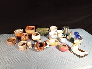 lot 176 image: Tub of planters including 1 Hager brand, 2 glass water bulbs and solar light
