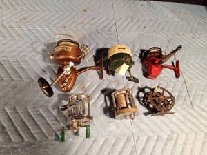 lot 128 image: 6 Vintage fishing reels
