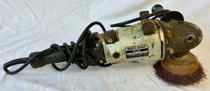 lot 52 image: Black & Decker Corded Heavy Duty Polisher