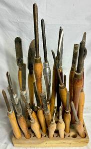 lot 60 image: Collection of Lathe Chisels Lot #3