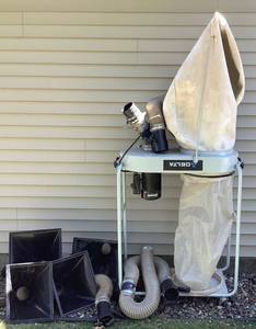 lot 9 image: Delta Dust Collection System Lot 1 Model 50760