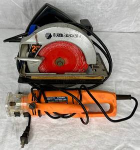 lot 39 image: Corded Circular Saw and Cutout Tool