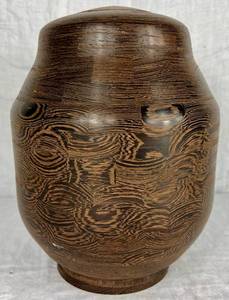 lot 78 image: HandmadeHandturned Wooden Urn