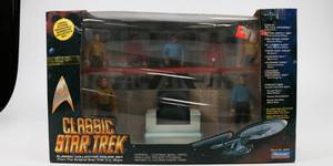 lot 70 image: Star Trek Limited Edition Collectors Figure Set