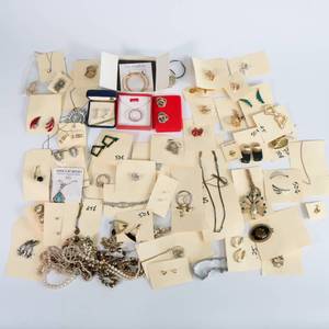 lot 27 image: Large Lot of Costume Jewelry