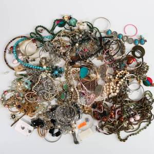 lot 12 image: Large Lot of Costume Jewelry