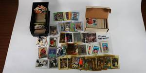 lot 49 image: Sports Cards Lot - 1971&1972 Hockey, 90s Basketball