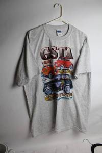 lot 37 image: Gildan Ultra Blend L T-Shirt with Gasser Madness Design