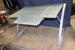 lot 48 image: Contemporary Frosted Glass Top Writing Desk with Silver Metal Frame