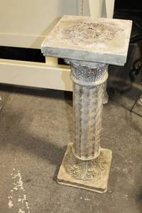 lot 85 image: Decorative Corinthian Column Pedestal Stand