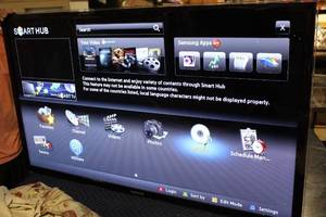lot 176 image: Samsung Smart Hub 55-inch LED TV with Remote