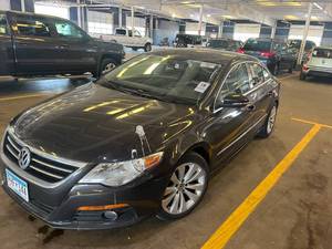 lot 27 image: 2010 Volkswagen Passat CC