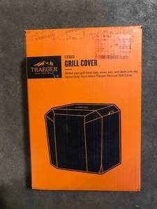 lot 25 image: Traeger Flatrock Flat Top Grill Cover   Customer Returns See Pictures