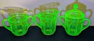 lot 14A image: (3) Anchor Hocking Small Uranium Glass Dishes